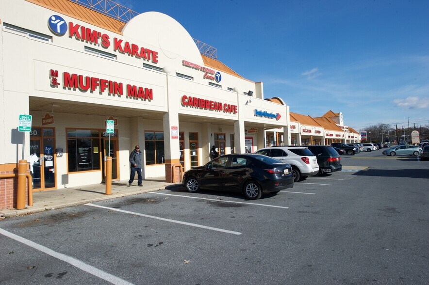 More Photos Of 9400-9560 Lanham Severn Rd, Lanham Seabrook Unknown For Lease