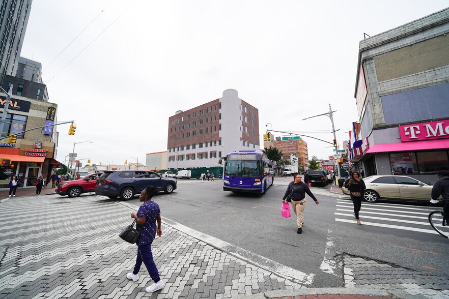 More Photos Of 166-36 Jamaica Ave, Jamaica General Retail For Lease