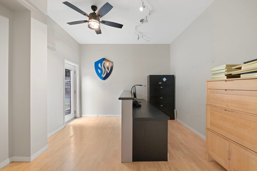More Photos Of 1922 9th Ave SE, Calgary Storefront Retail Residential For Sale
