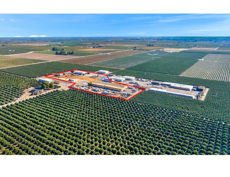 Primary Photo Of 5741 E Central Ave, Fresno Warehouse For Sale