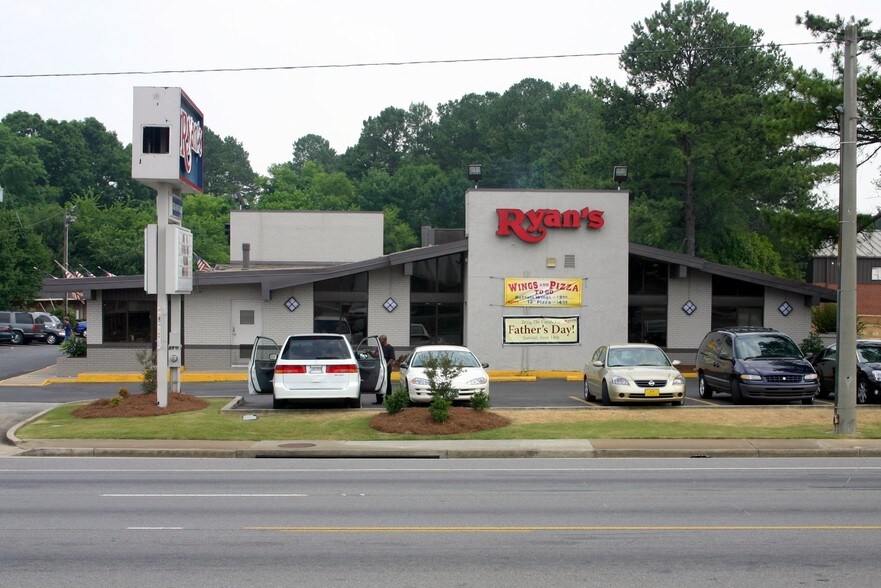 Primary Photo Of 2305 Shorter Ave SW, Rome Restaurant For Lease