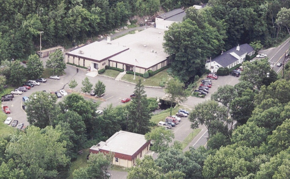 More Photos Of 137 Ethan Allen Hwy, Ridgefield Manufacturing For Sale