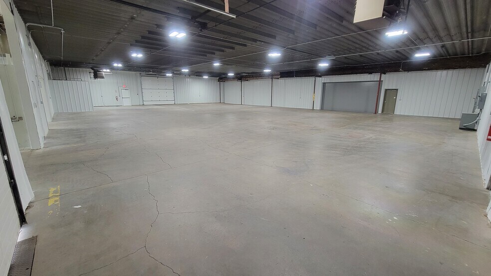 More Photos Of 1751 12th Ave, Columbus Service For Sale