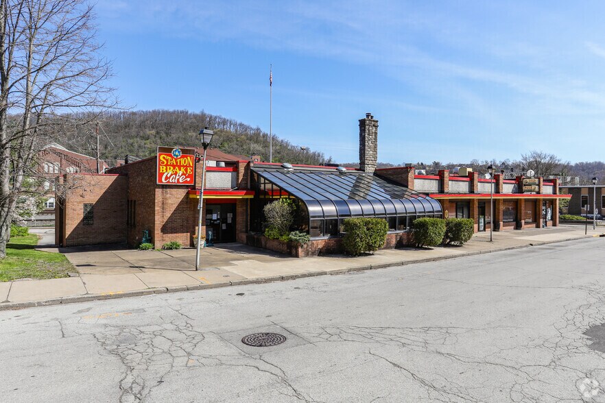 More Photos Of 500 Station St, Wilmerding General Retail For Sale