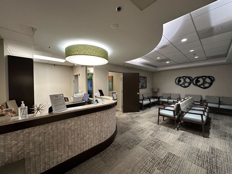 More Photos Of 12800 Middlebrook Rd, Germantown Medical For Sale