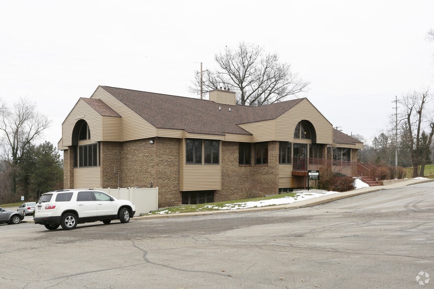 More Photos Of 1803 Whites Rd, Kalamazoo Office For Lease
