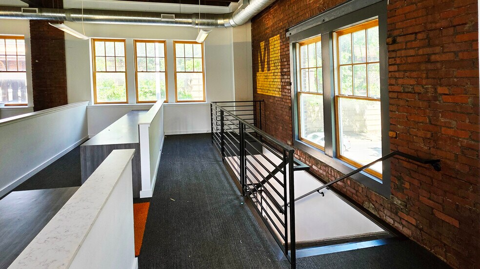 More Photos Of 4590 Main St, Manayunk Office For Lease