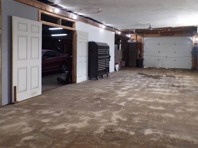 More Photos Of 419 E Main St, Orange Auto Dealership For Sale