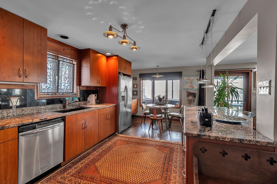 More Photos Of 2809 River Rd, Buffalo Flex For Sale