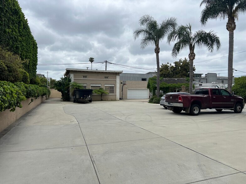 More Photos Of 1642 E 4th St, Santa Ana Loft Creative Space For Sale