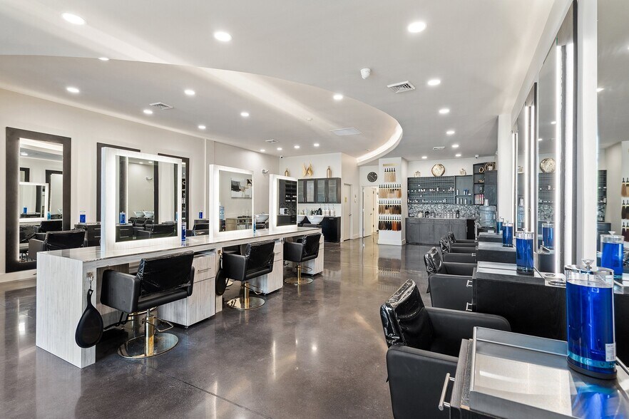 More Photos Of 1898 Hinds Rd, Toms River Storefront Retail Office For Lease