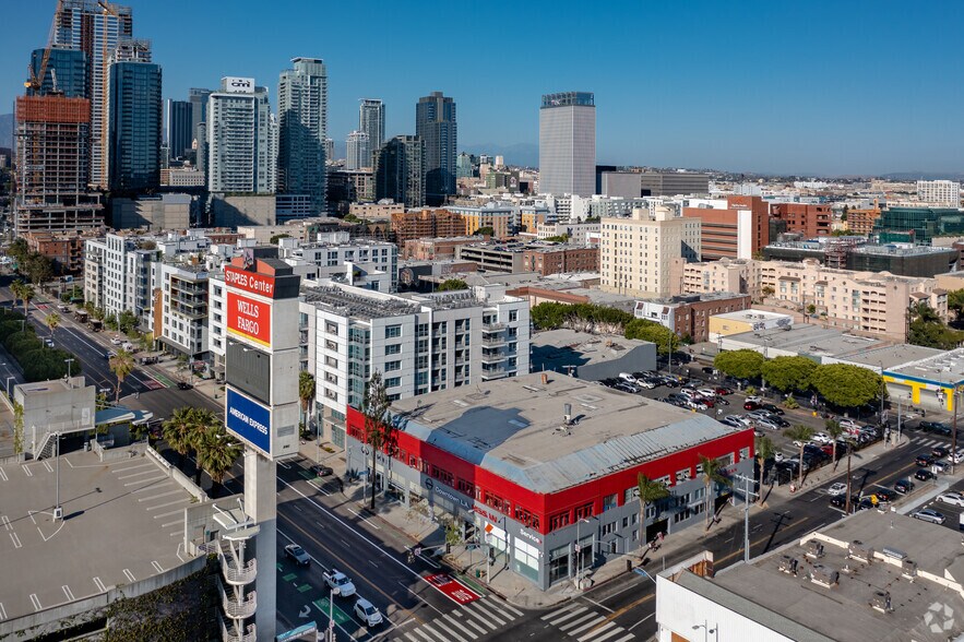 More Photos Of 1540 S Figueroa St, Los Angeles Auto Dealership For Lease