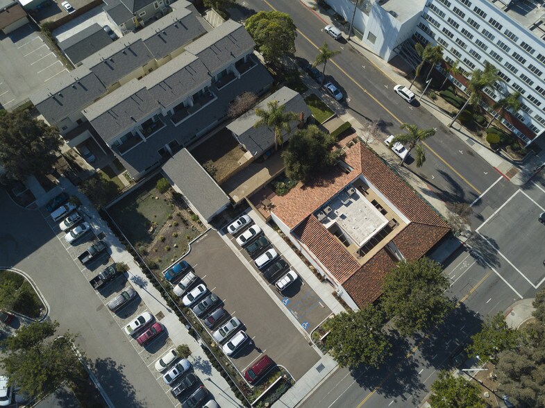 More Photos Of 300 E Santa Clara St, Ventura Medical For Lease