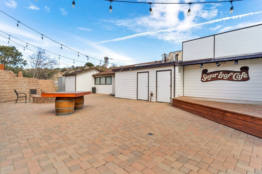 More Photos Of 70111 State Highway 74, Mountain Center Restaurant For Sale