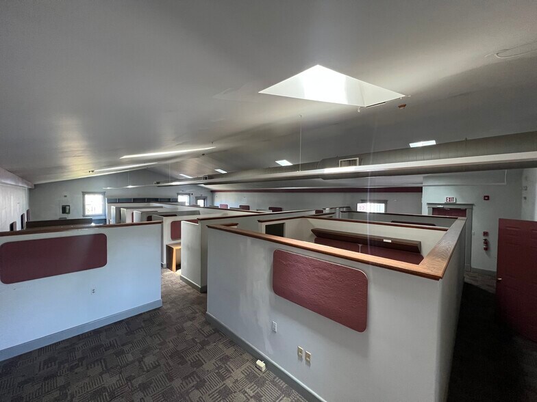 More Photos Of 7518-7526 Harford Rd, Baltimore Office For Lease