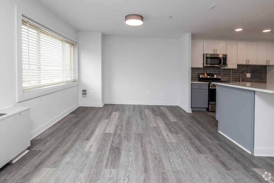 More Photos Of 8415 Bellona Ln, Towson Apartments For Lease