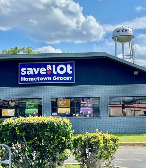More Photos Of 12859-12871 SW Sr-45, Archer Supermarket For Sale