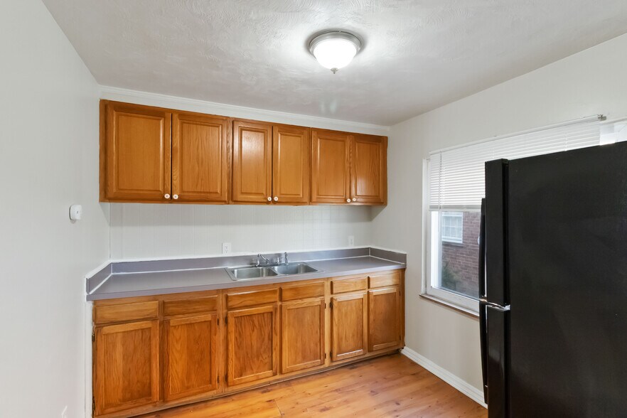 More Photos Of 17809 Harvard Ave, Cleveland Multifamily For Sale