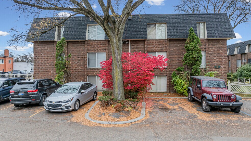 More Photos Of 23740 Fenkell St, Detroit Apartments For Sale