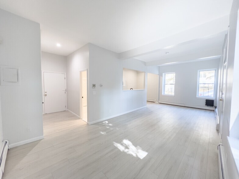 More Photos Of 140-144 Union St, Poughkeepsie Apartments For Sale