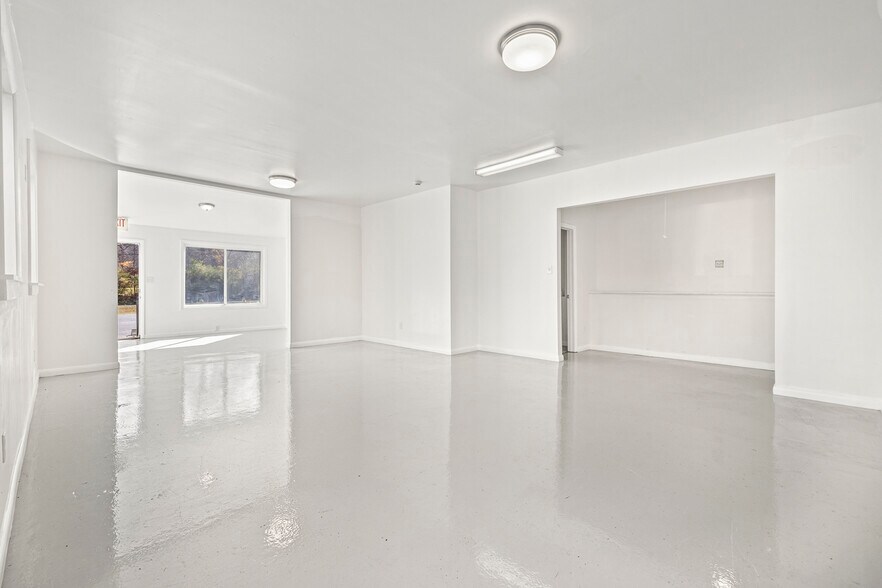 More Photos Of 5979 Route 82, Stanfordville Restaurant For Lease