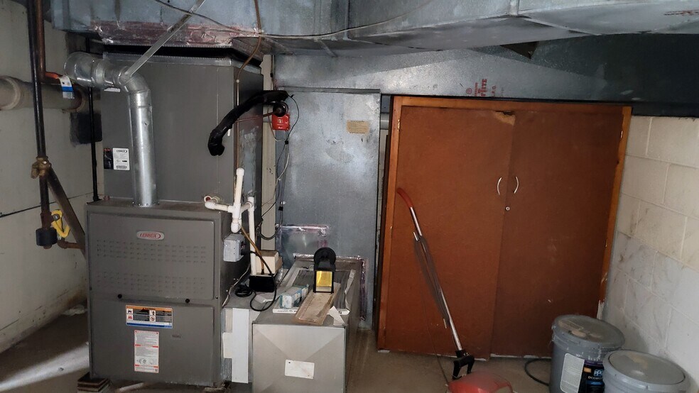 More Photos Of 2809 River Rd, Camden Medical For Sale