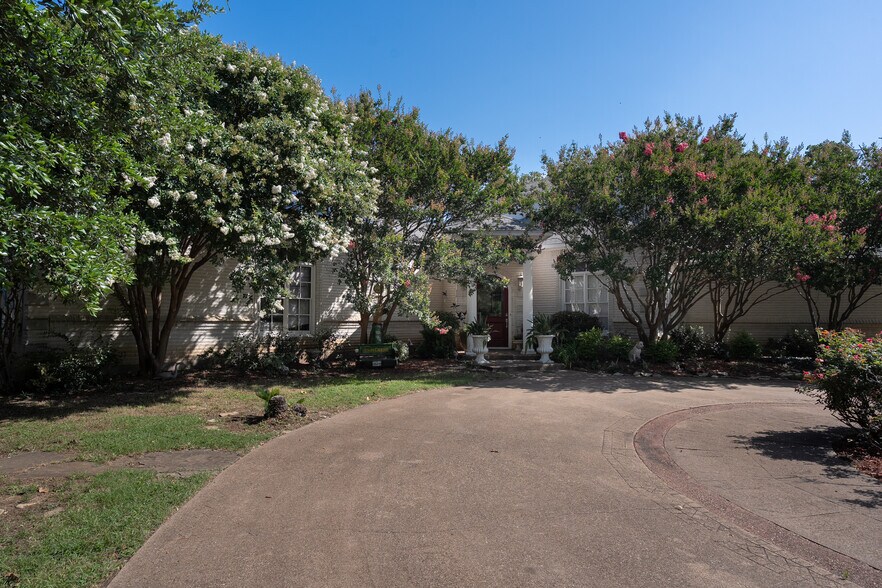 More Photos Of 6529 Asher Rd, Alvarado Specialty For Sale