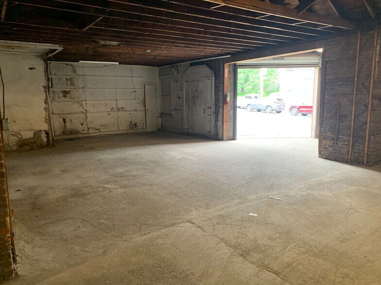 More Photos Of 24 Johnes St, Newburgh Light Manufacturing For Lease