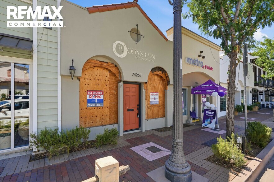 Primary Photo Of 24263 Main St, Newhall Storefront For Sale