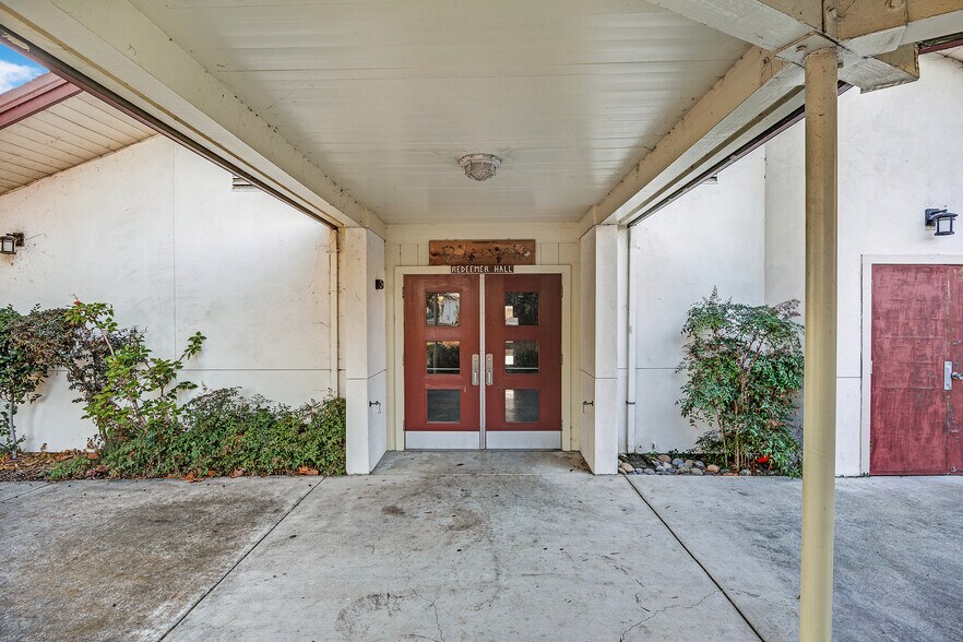 More Photos Of 35660 Cedar Blvd, Newark Religious Facility For Sale