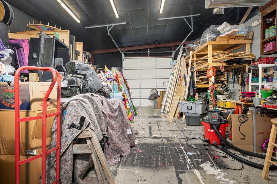 More Photos Of 2040 Fenner Rd, Rocky Mount Warehouse For Sale