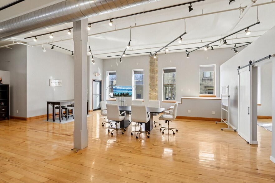 More Photos Of 101 Church St, Lake Mills Loft Creative Space For Sale
