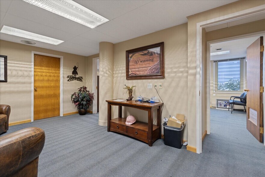 More Photos Of 1803-1807 Capitol Ave, Cheyenne Office For Sale