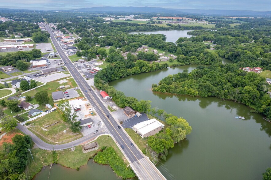 More Photos Of 410 Dinah Shore Blvd, Winchester Office Residential For Sale