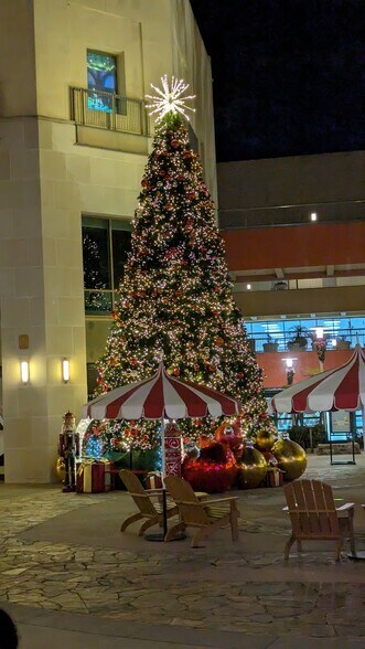 More Photos Of 520-550 Deep Valley Dr, Rolling Hills Estates Unknown For Lease