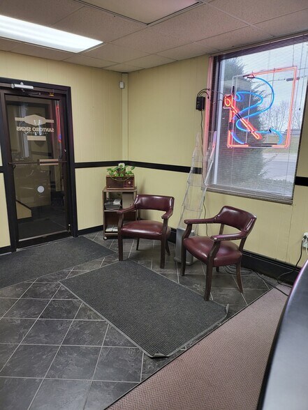 More Photos Of 3180 Genesee St, Buffalo Warehouse For Sale