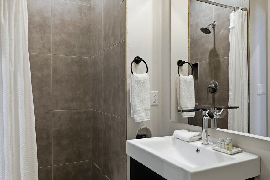 More Photos Of 171 E Rhine St, Elkhart Lake Apartments For Sale