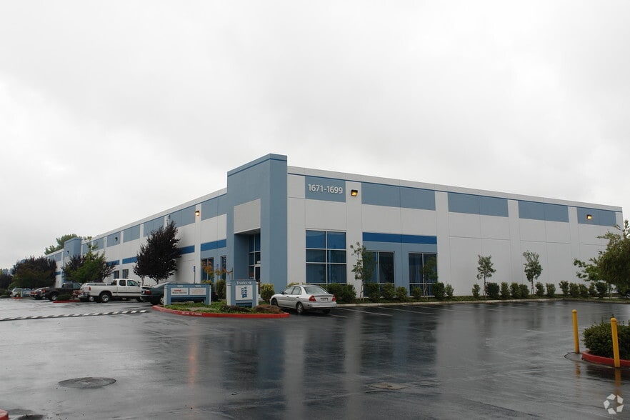 More Photos Of 1671-1699 Atlantic Ct, Union City Warehouse For Lease