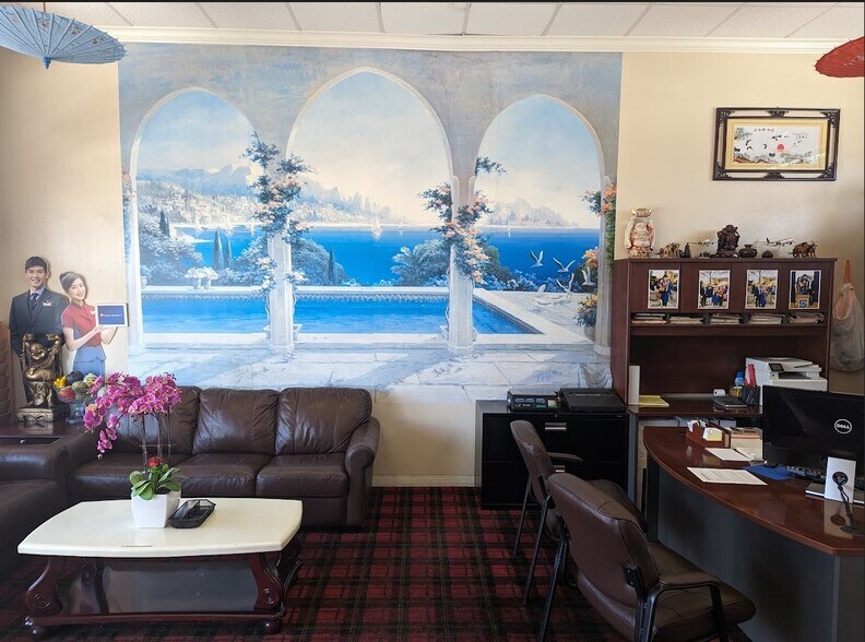 More Photos Of 1073 E Anaheim St, Long Beach Freestanding For Sale