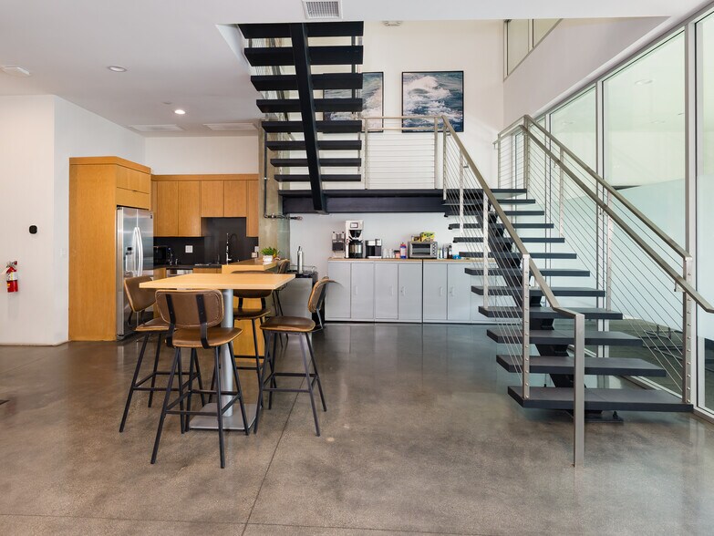 More Photos Of 123 Nevada Street, El Segundo Loft Creative Space For Lease