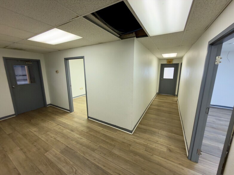 More Photos Of 3885 N Palafox Hwy, Pensacola Warehouse For Sale