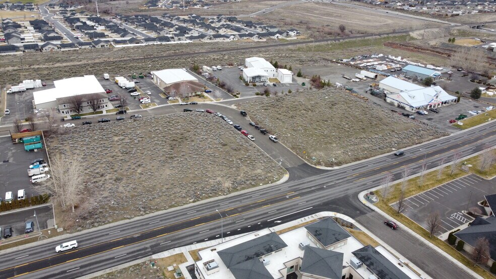 Primary Photo Of West Clearwater Avenue, Kennewick Land For Sale