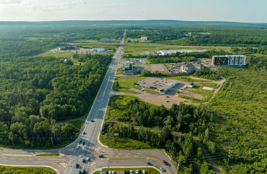 More Photos Of 555 Mapleton Rd, Moncton Light Distribution For Lease