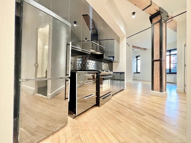 More Photos Of 467 Keap St, Brooklyn Apartments For Sale