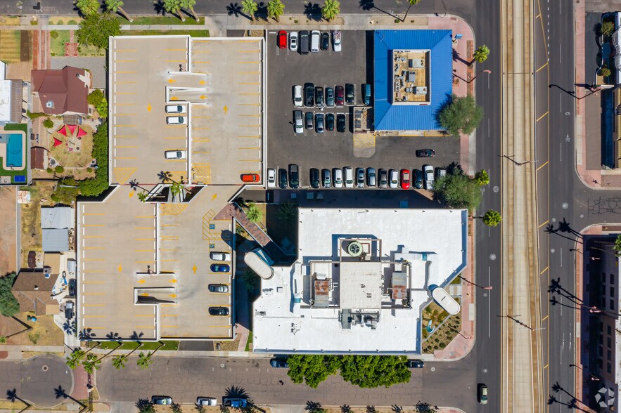 More Photos Of 2400 N Central Ave, Phoenix Office For Lease