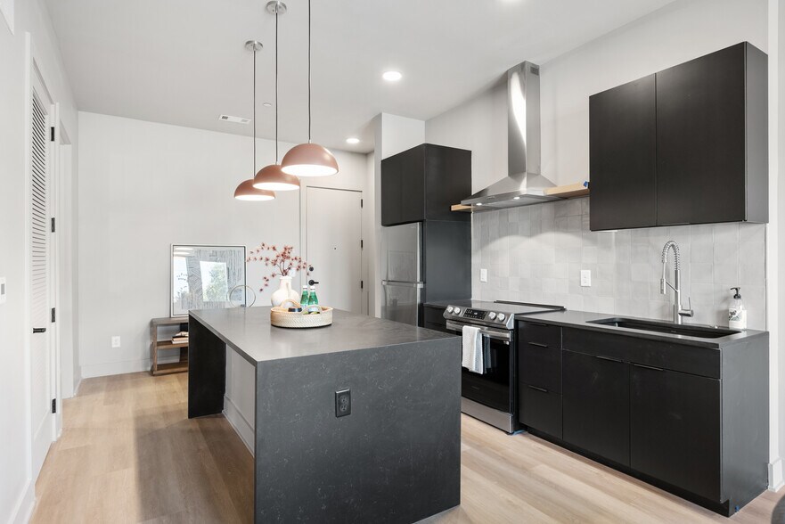 More Photos Of 1090 Haysboro Ave, Nashville Specialty For Sale
