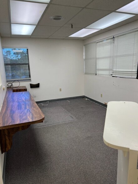 More Photos Of 2650 Bahia Vista St, Sarasota Medical For Sale