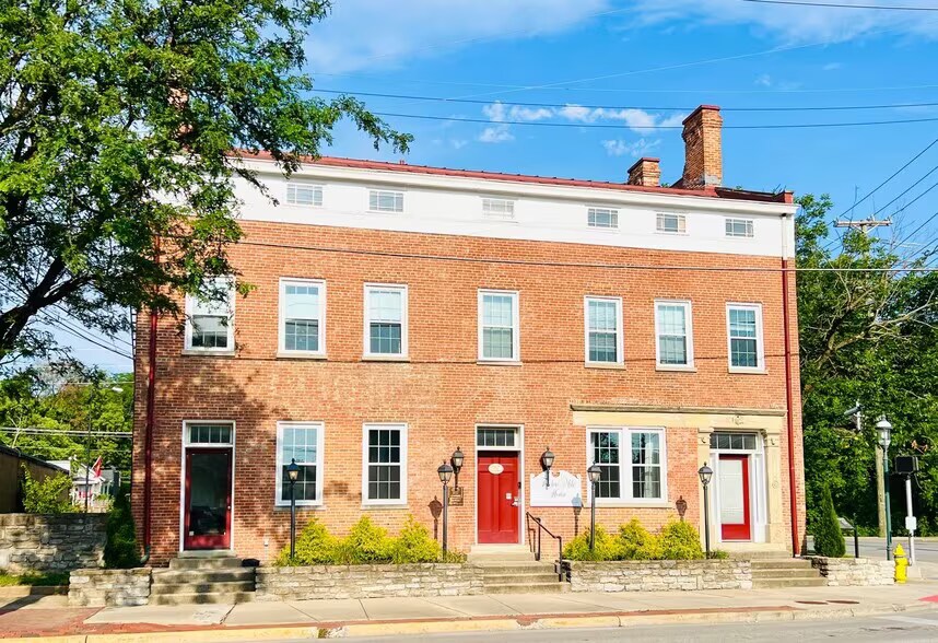 Primary Photo Of 11006 Reading Rd, Cincinnati Office For Lease
