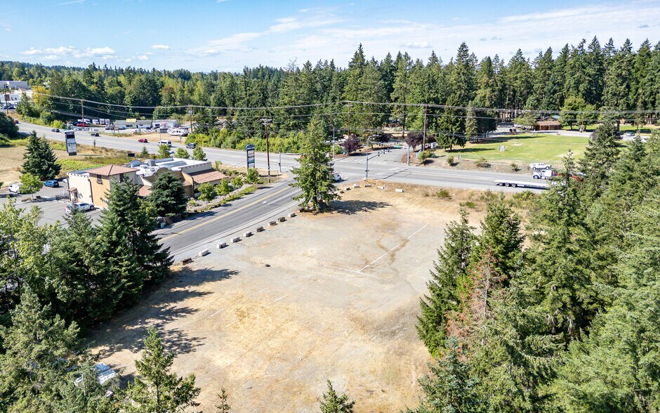 More Photos Of 10301 Eustis Hunt Rd E, Graham Land For Sale