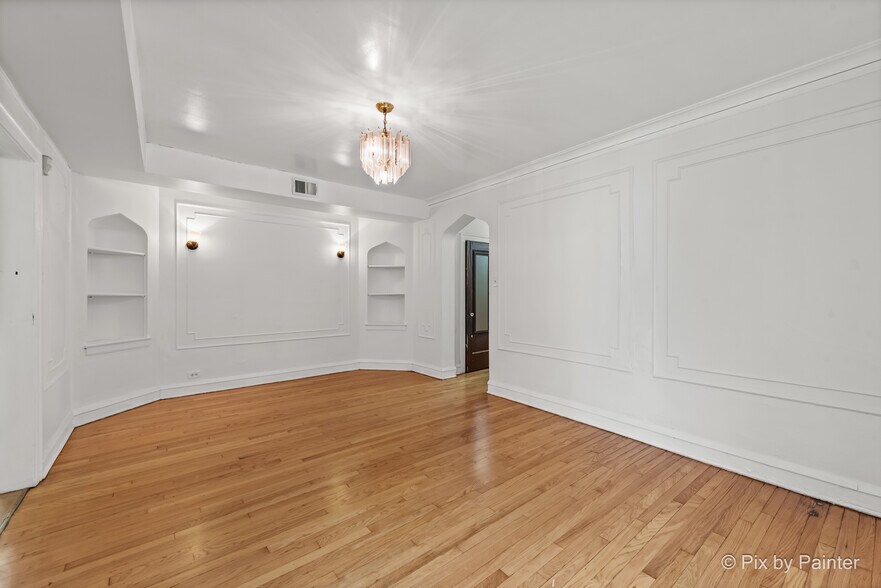 More Photos Of , Chicago Multifamily For Sale